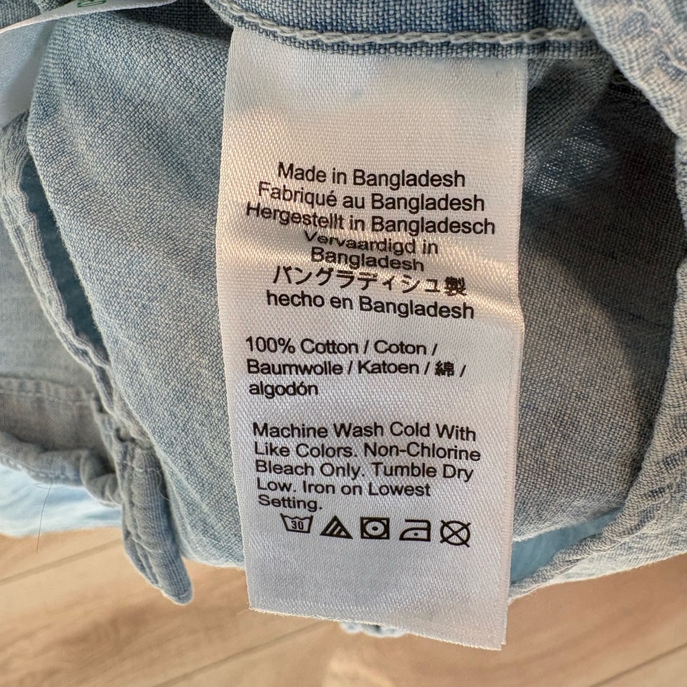 J.Crew Chambray Shirts Bundle of 2 (1-Year & 5-Year Wash) – Medium Slim Fit EUC - Picture 9 of 11